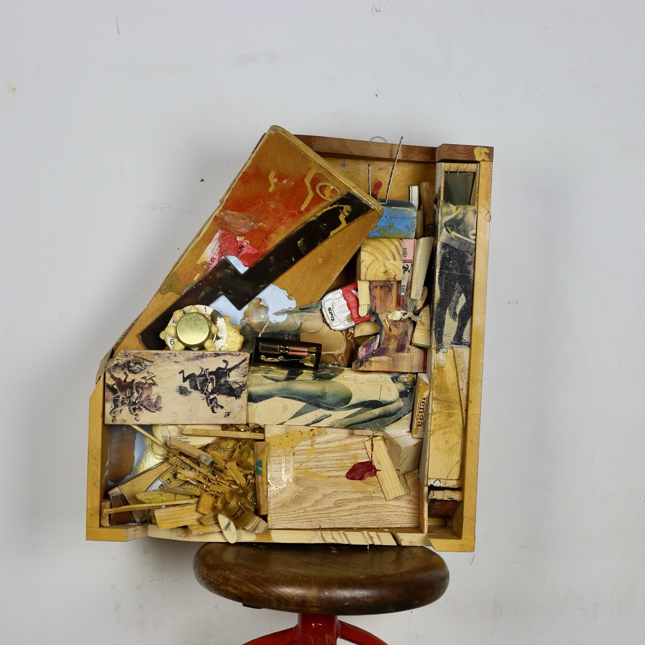 BOX0835